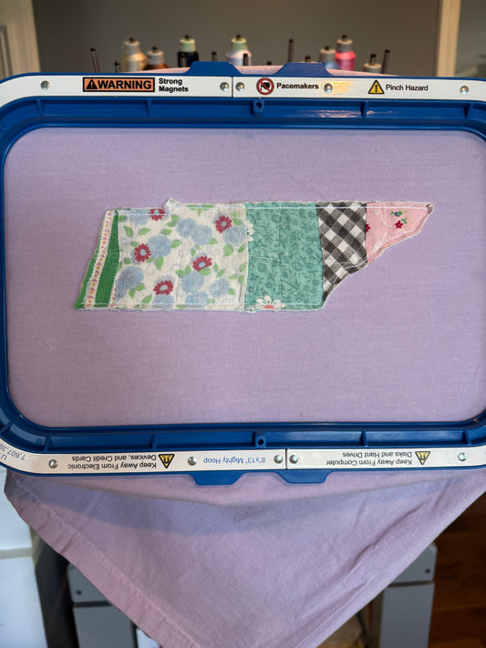 State appliquéd tshirt