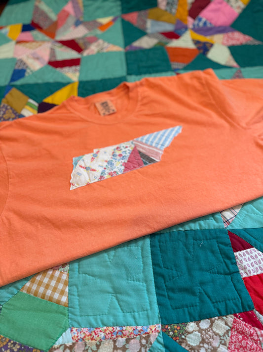 State appliquéd tshirt