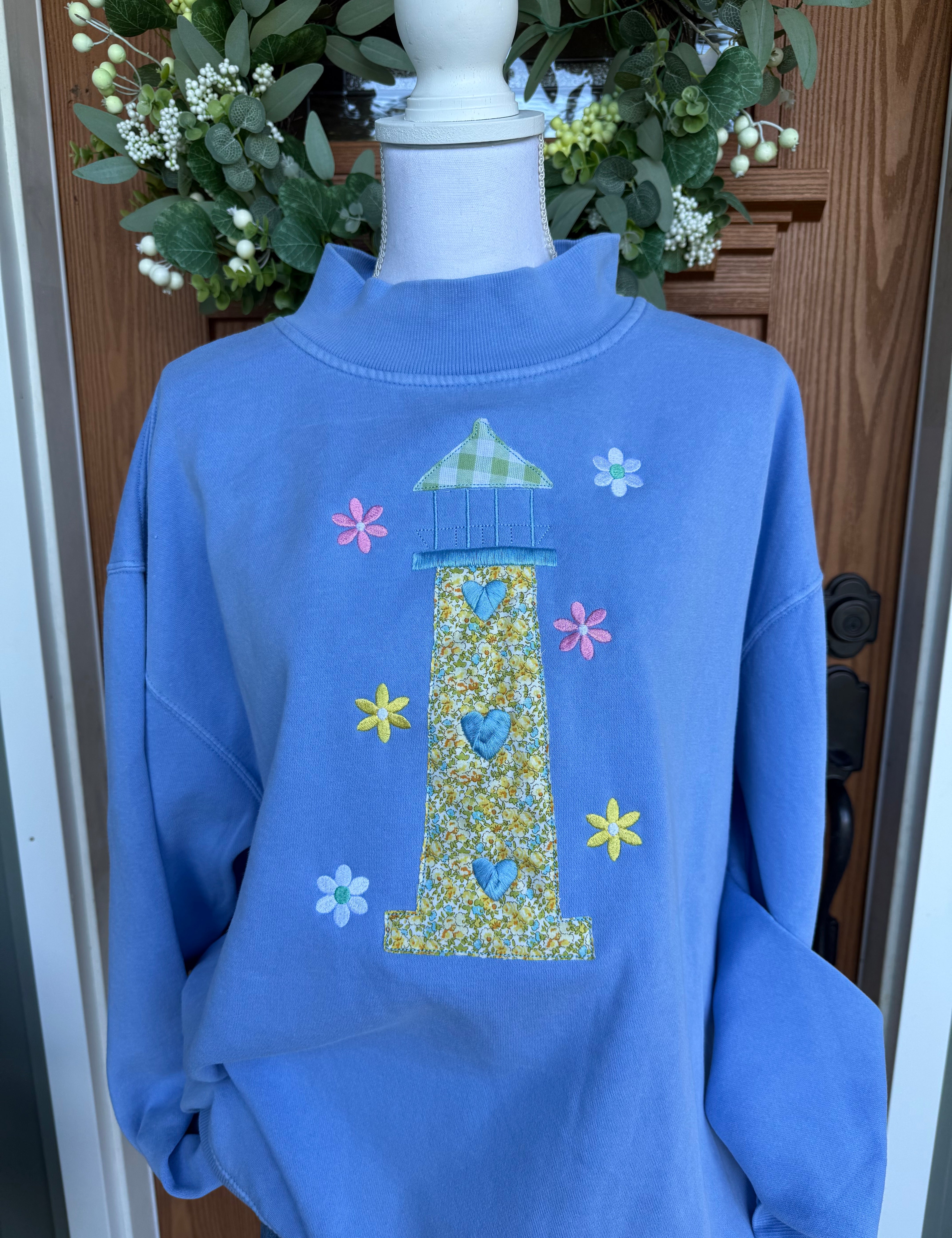 Mockneck : lighthouse design